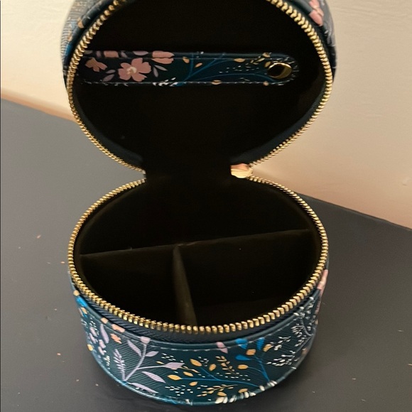Floral Fantasy Jewelry Case - Picture 2 of 2